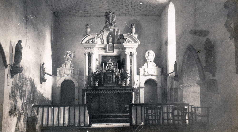 Intérieur de l'église de Cramard - vers 1935 - Collection privée